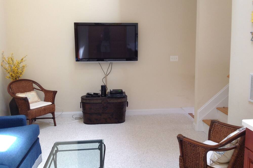 Photo of Livingroom in Seaside Heights