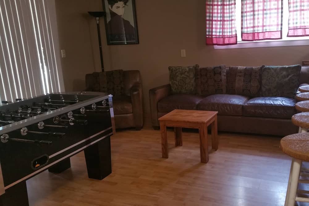 Photo of Livingroom in Cold Springs