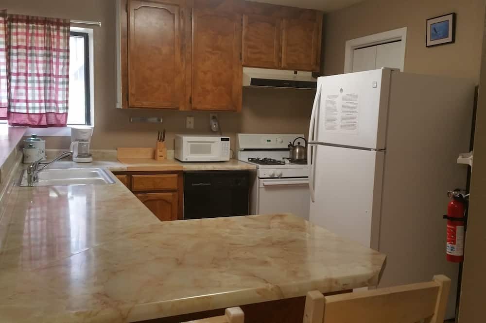 Photo of Kitchen in Cold Springs