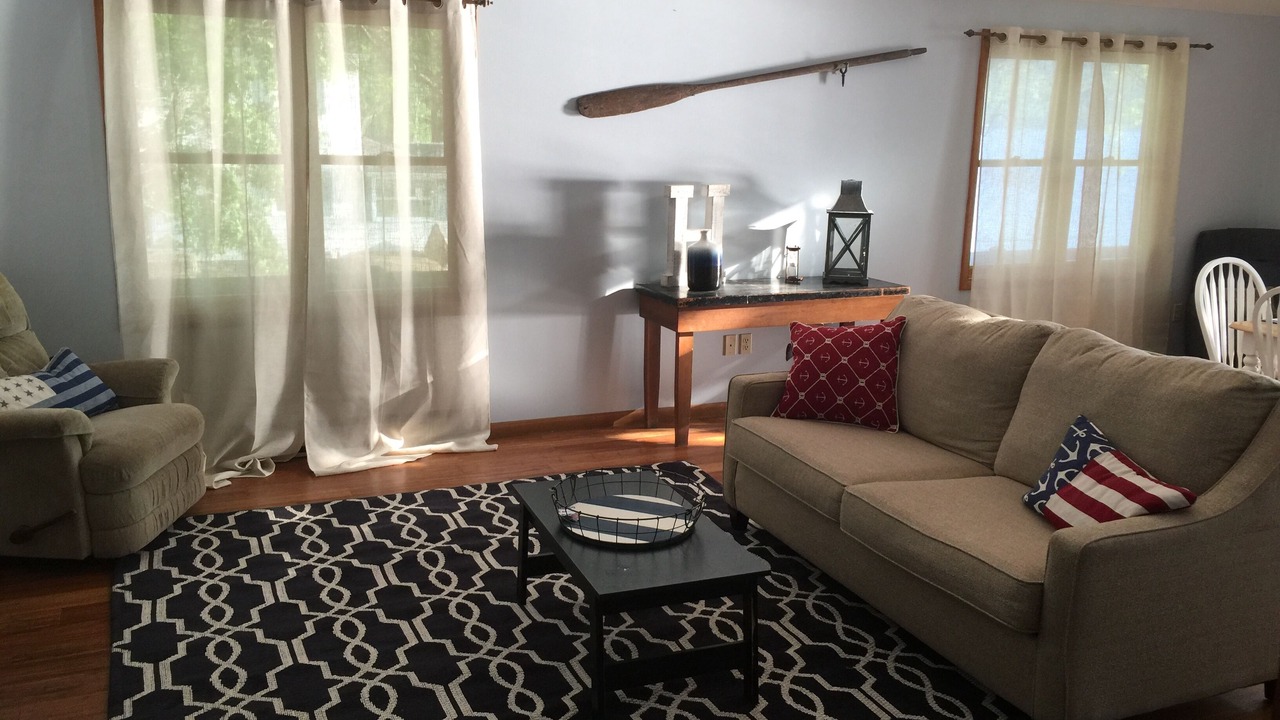 Photo of Livingroom in Honeoye