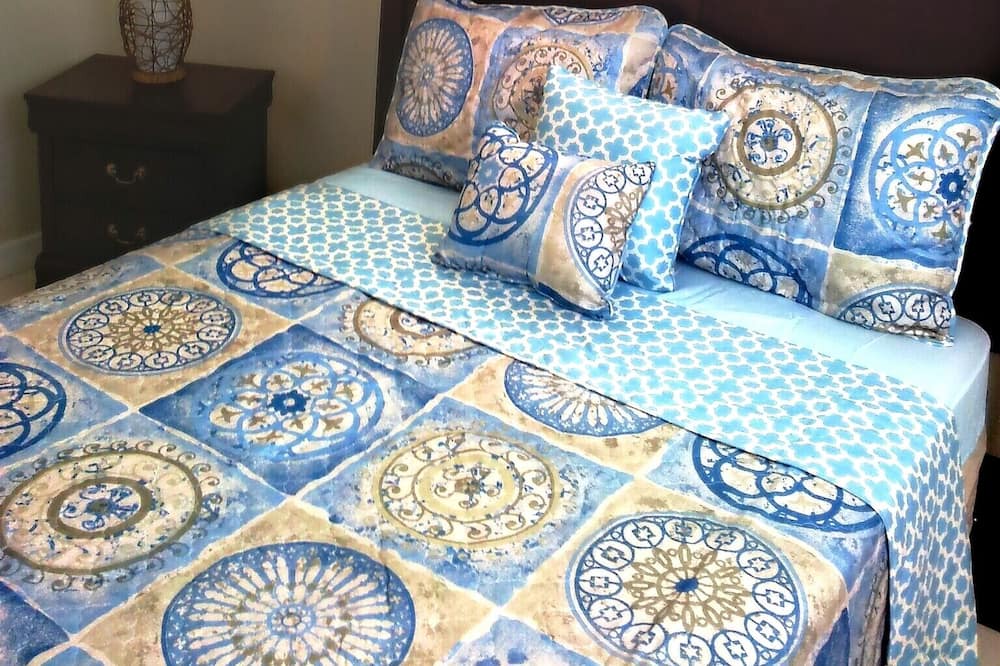 Photo of Bedroom in North Eleuthera