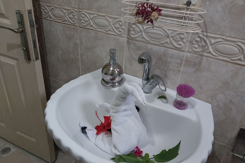 Photo of Bathroom in Avsallar
