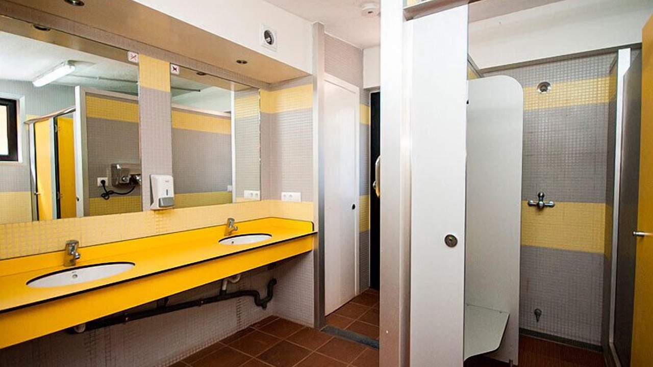 Photo of Bathroom in Albanya