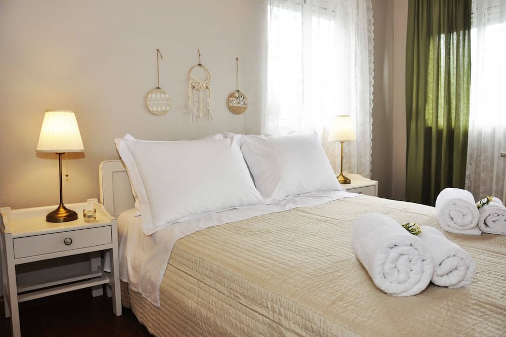 Photo of Bedroom in Lakkoi