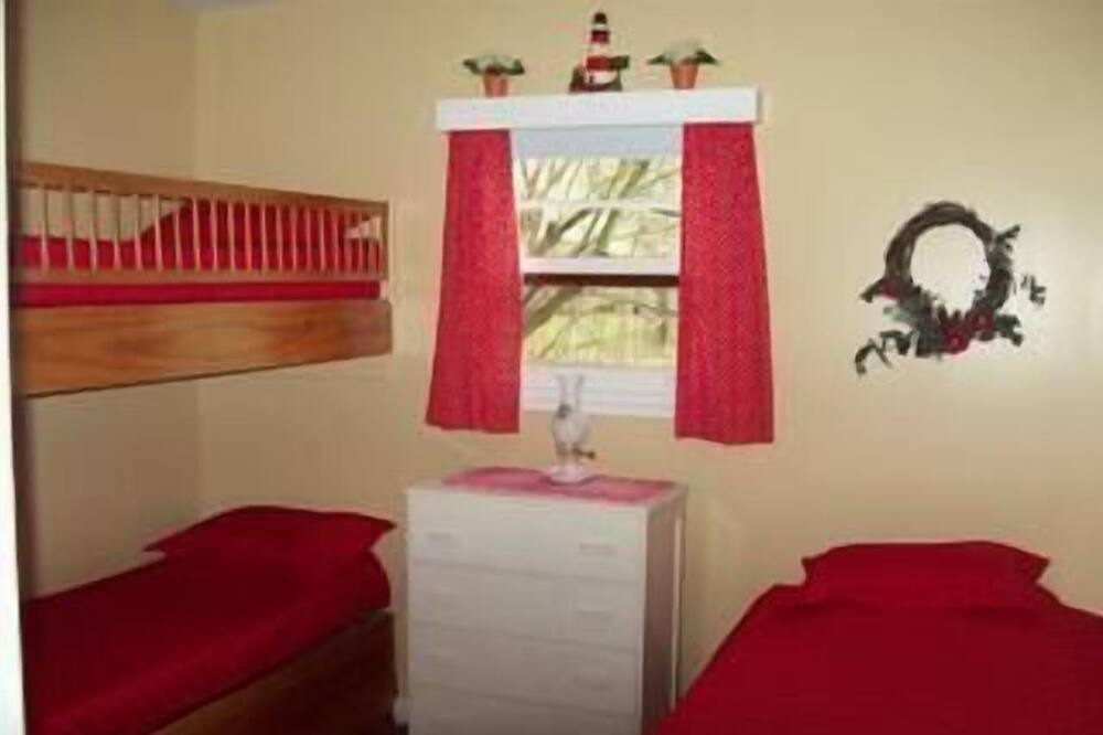 Photo of Bedroom in Saint-Nicolas
