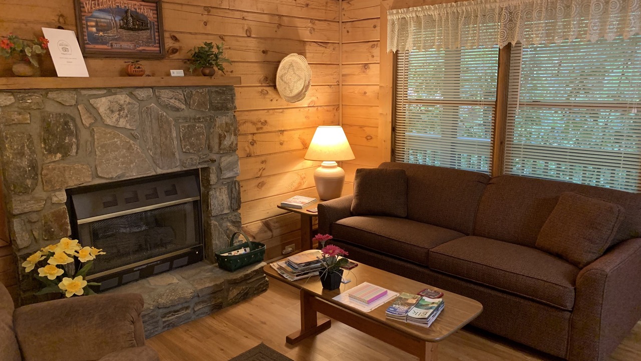 Photo of Livingroom in Sherwood Forest