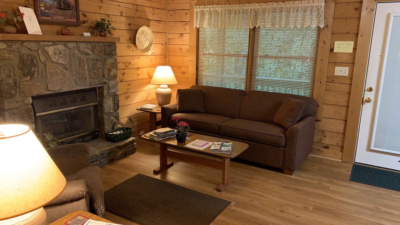 Photo of Livingroom in Sherwood Forest