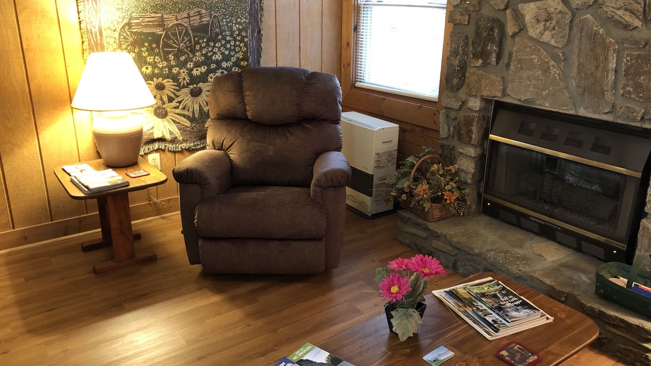 Photo of Livingroom in Sherwood Forest