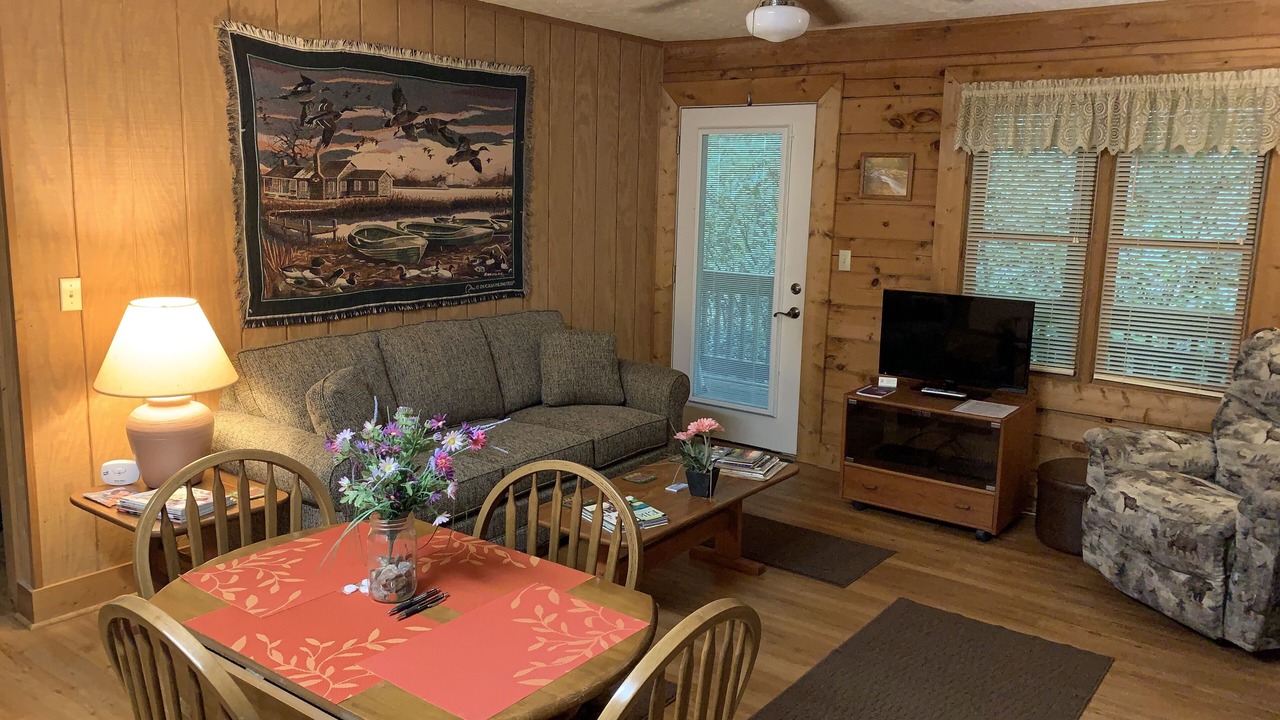 Photo of Livingroom in Sherwood Forest