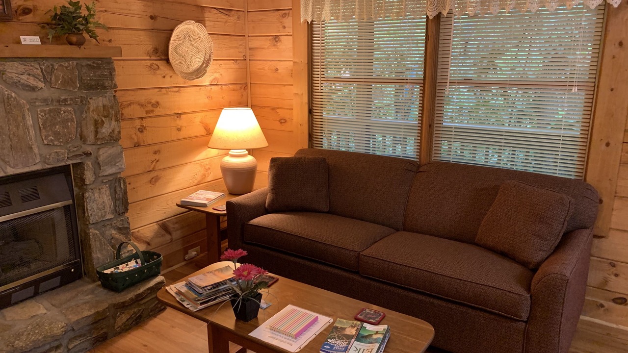 Photo of Livingroom in Sherwood Forest