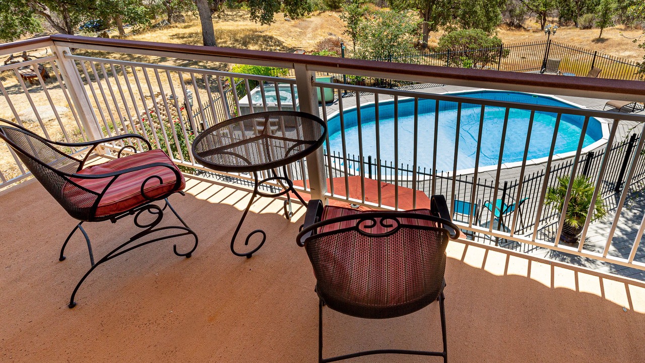 Photo of Patio Balcony in Mariposa