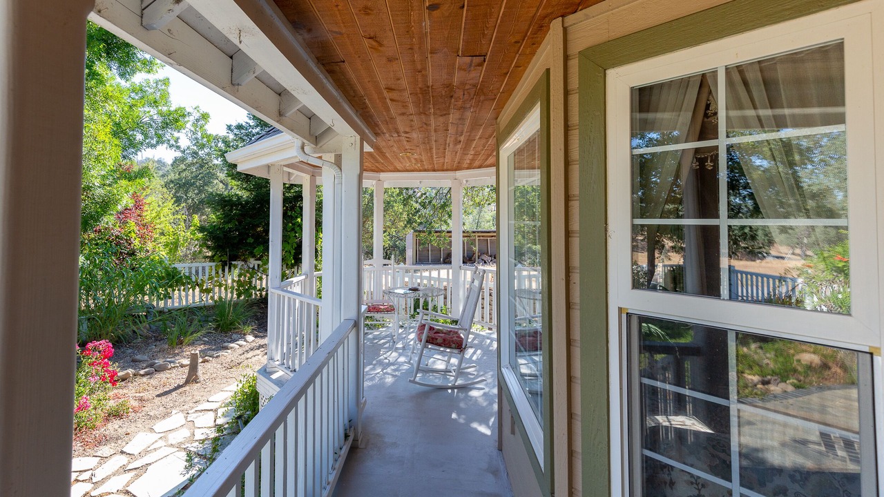 Photo of Patio Balcony in Mariposa