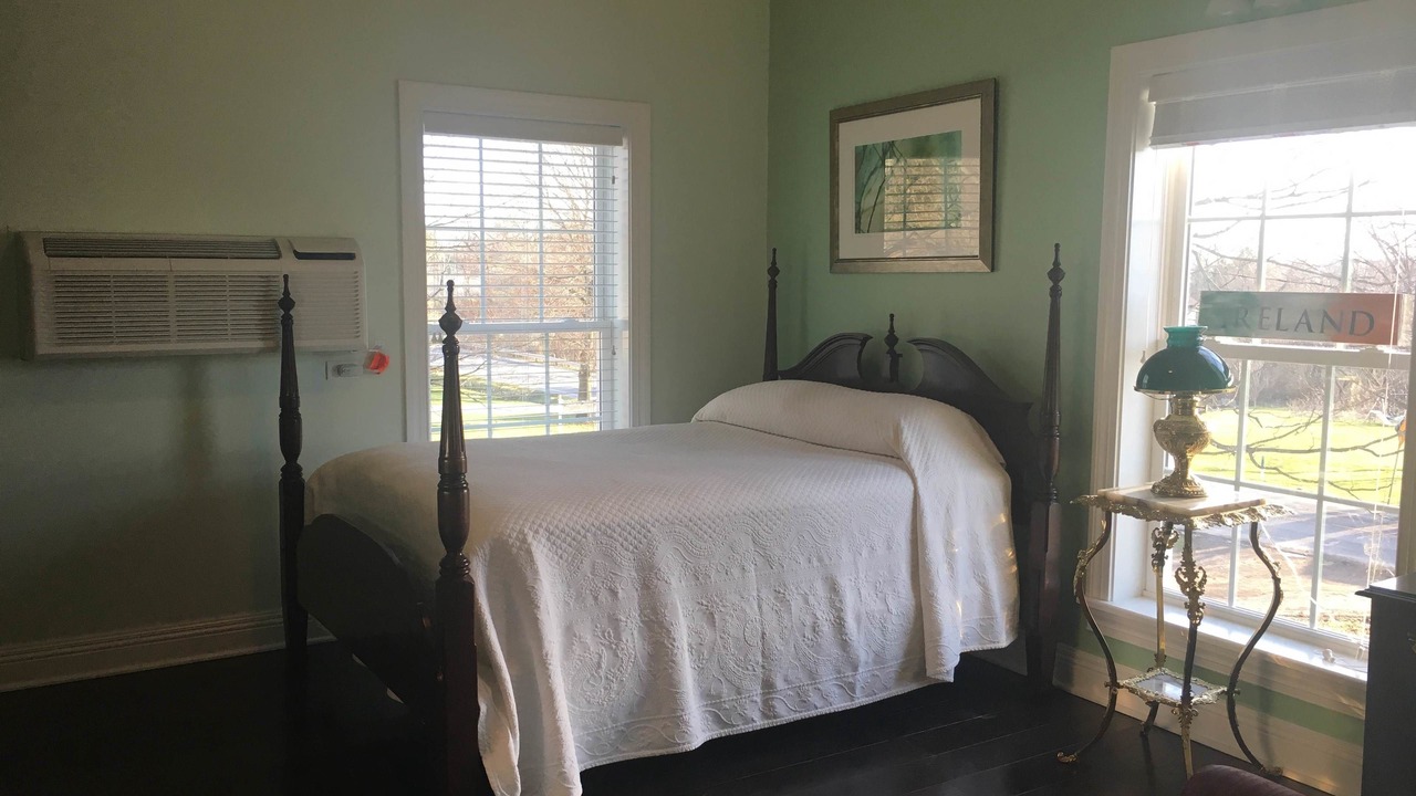Photo of Bedroom in Springboro
