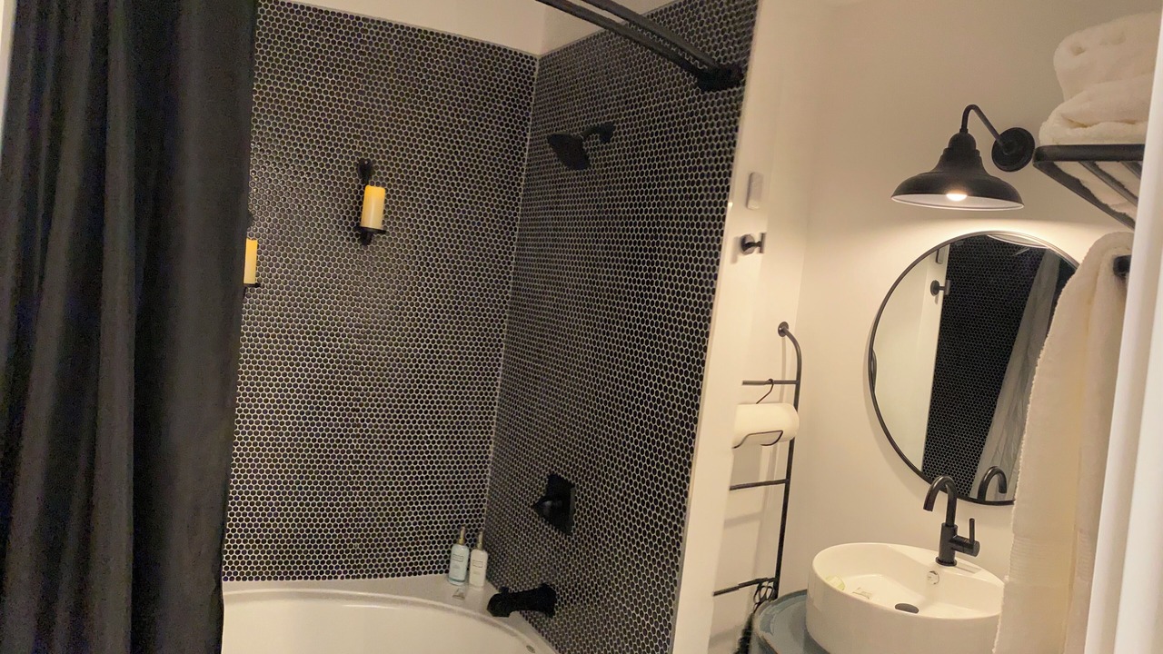 Photo of Bathroom in Beacon