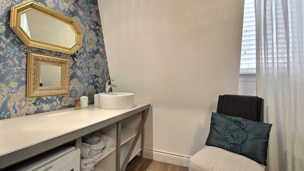 Photo of Bathroom in Saint-Leon-de-Standon