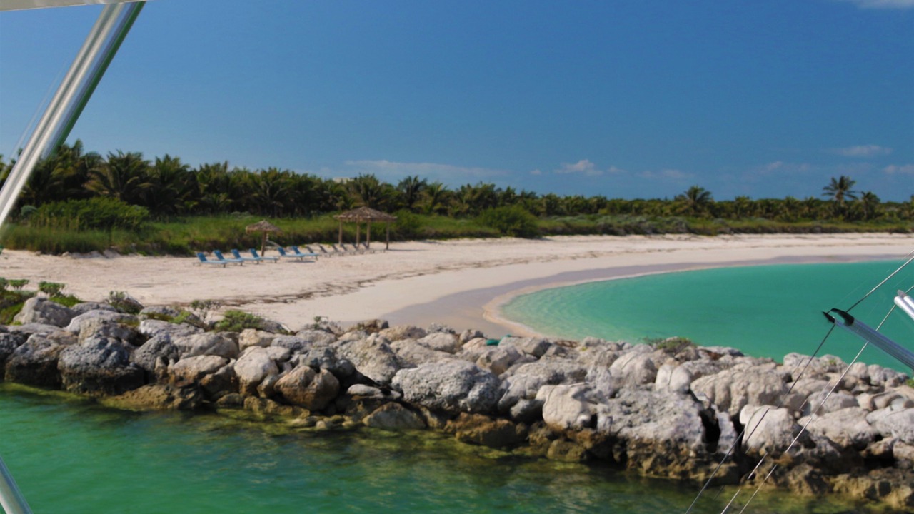 Photo of Others in Schooner Bay