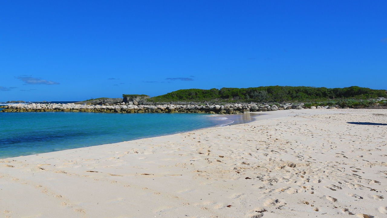 Photo of Others in Schooner Bay
