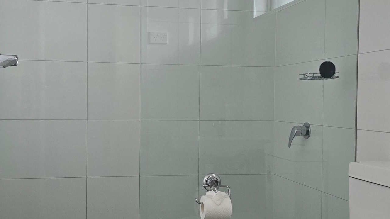 Photo of Bathroom in Lakes Entrance