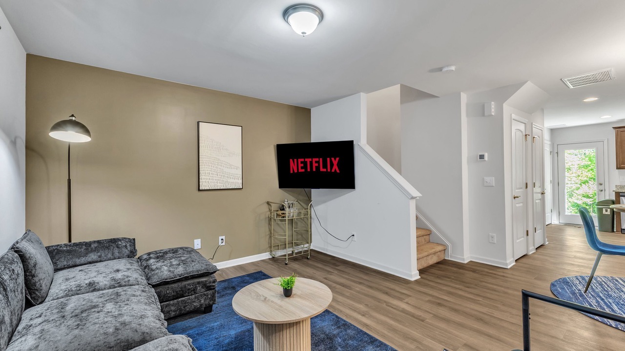Photo of Livingroom in Southwest Raleigh