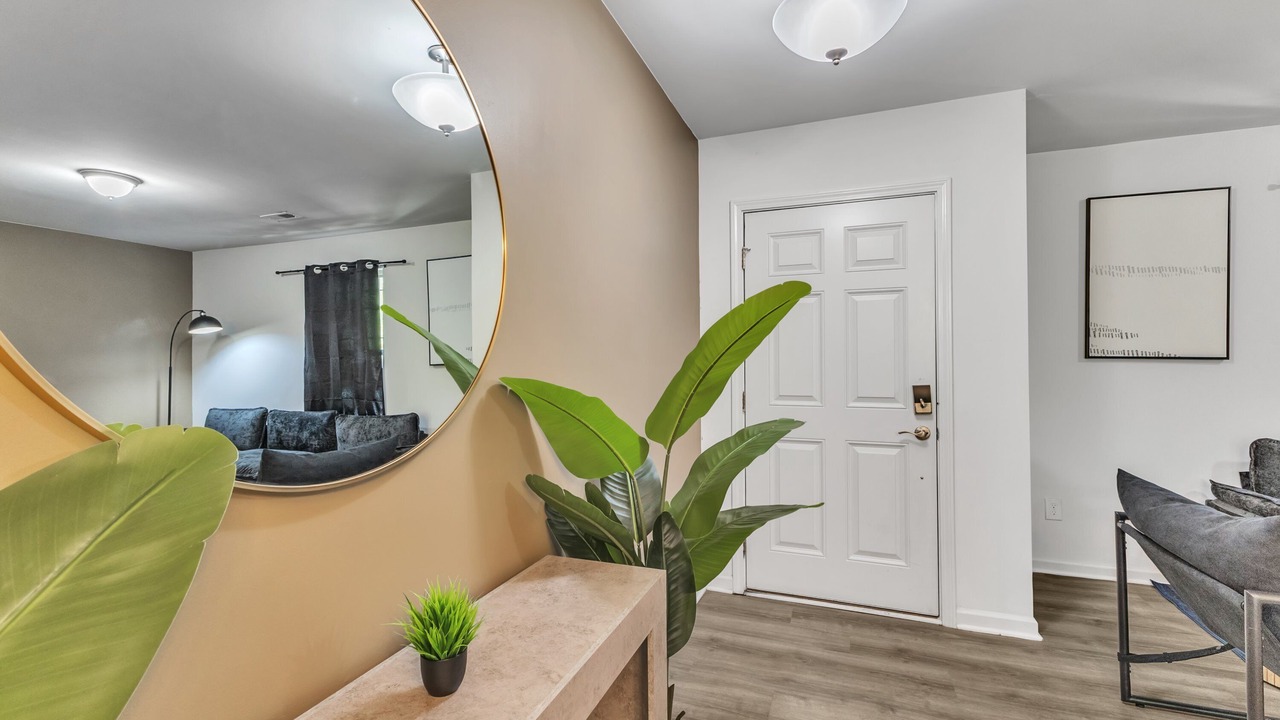 Photo of Livingroom in Southwest Raleigh