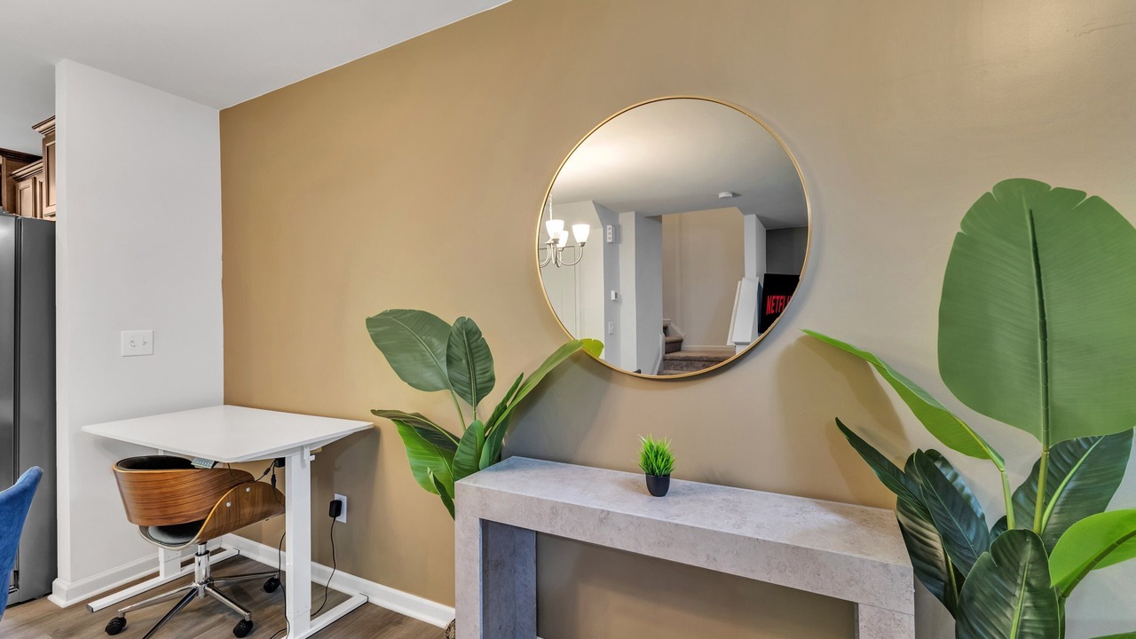 Photo of Livingroom in Southwest Raleigh