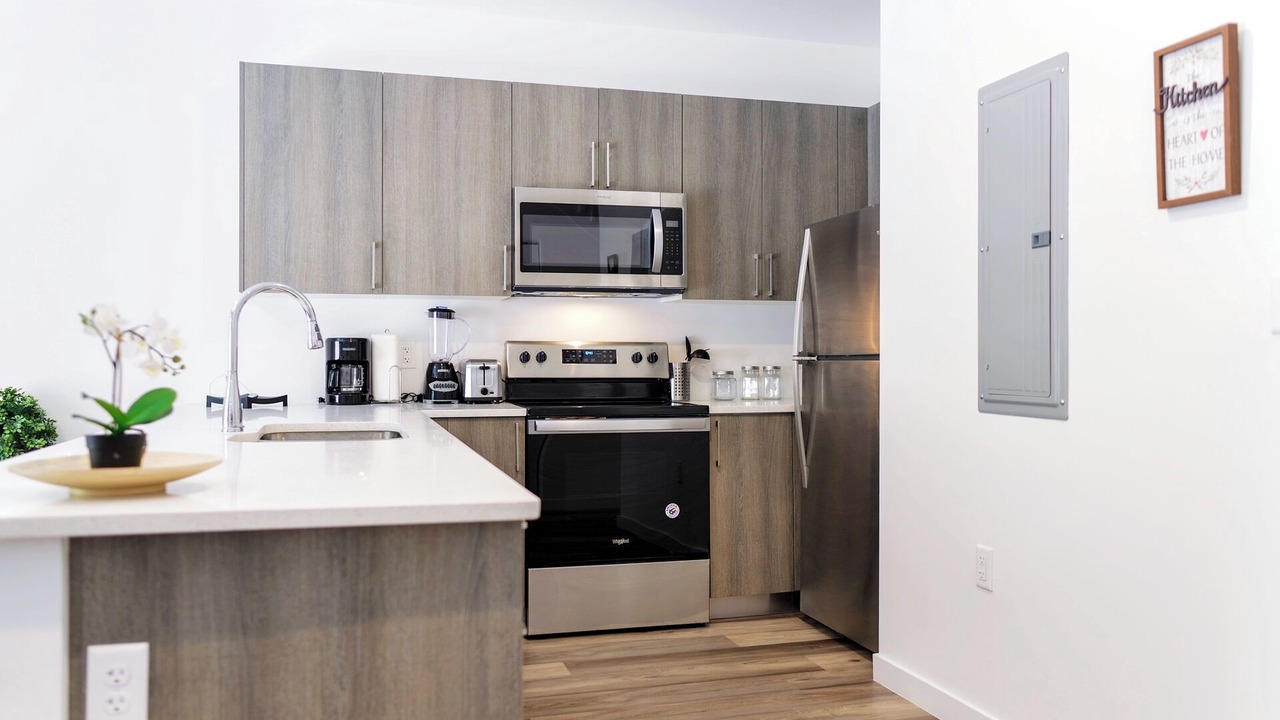 Photo of Kitchen in Golden Glades