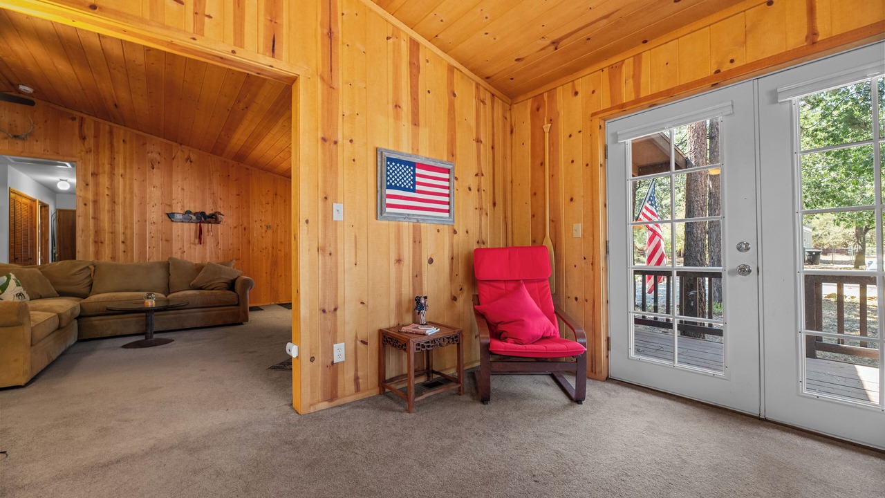 Photo of Livingroom in Sugarloaf