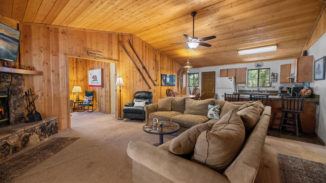 Photo of Livingroom in Sugarloaf