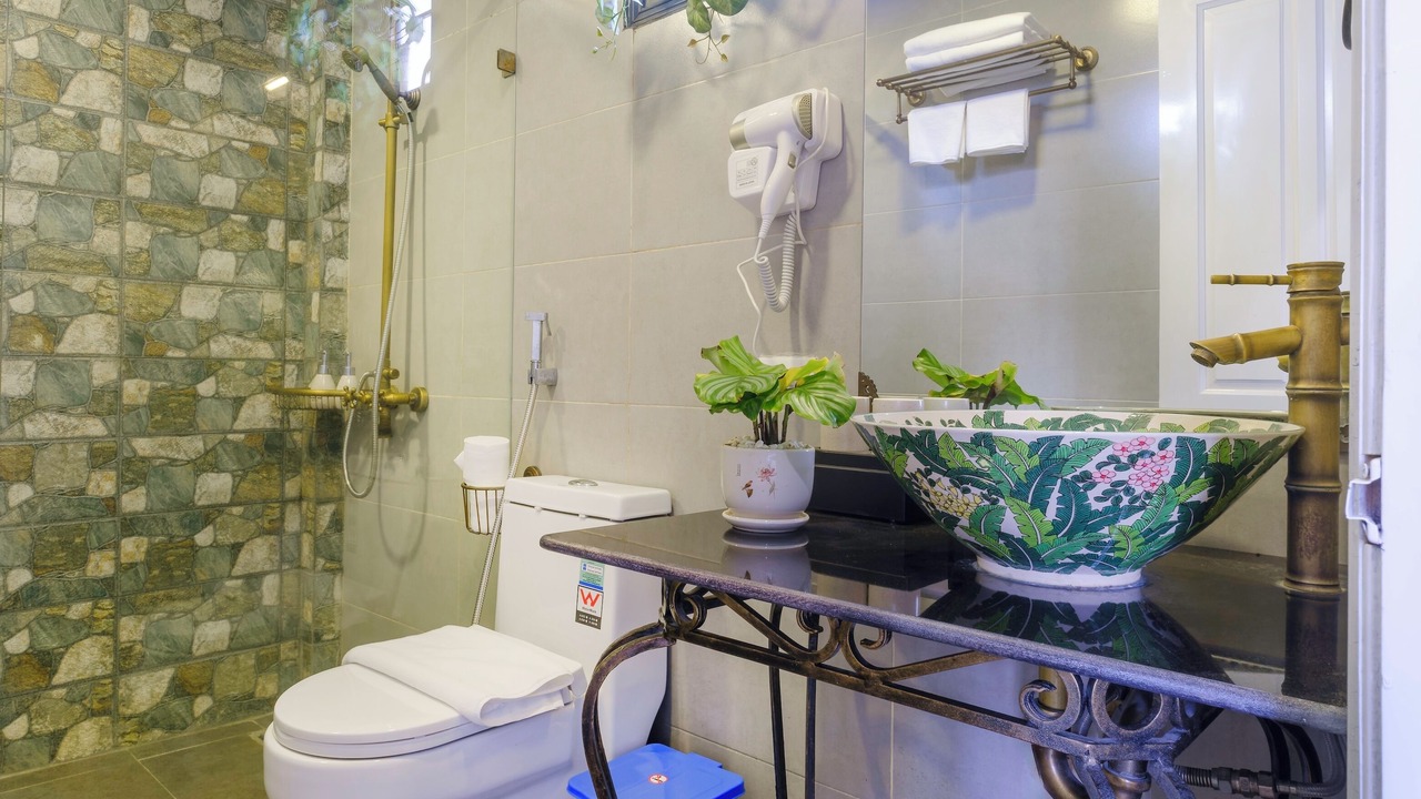 Photo of Bathroom in Hang Bai