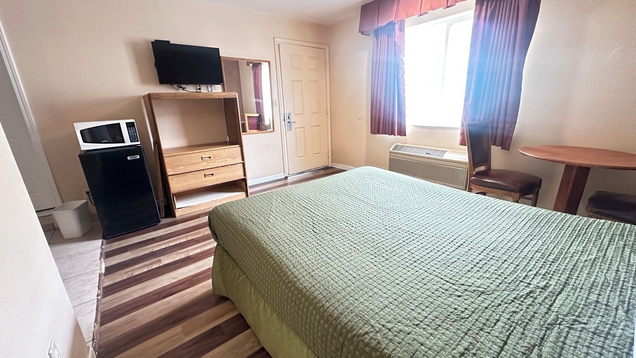 Photo of Bedroom in Watsonville
