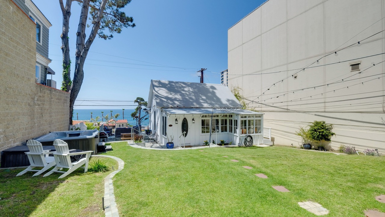 Photo of Others in Village of La Jolla