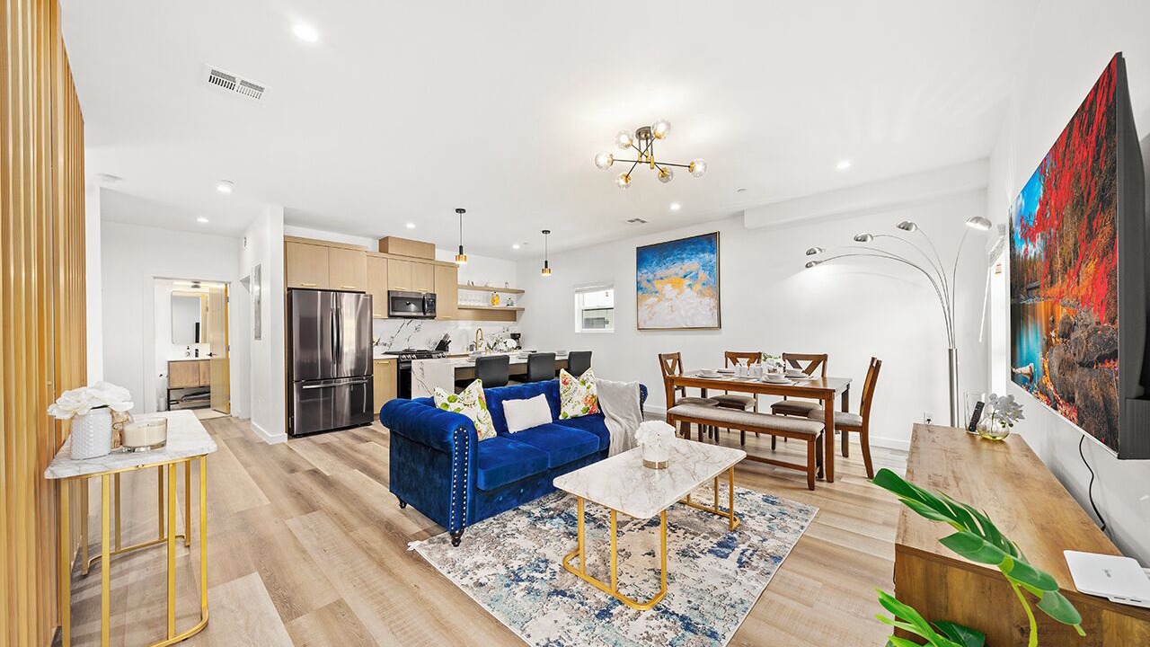 Photo of Livingroom in Rampart Village