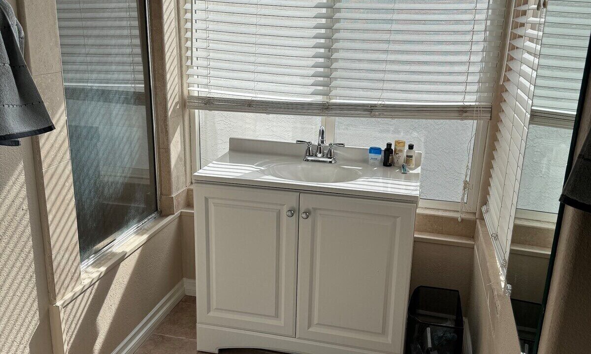 Photo of Bathroom in Laguna Niguel