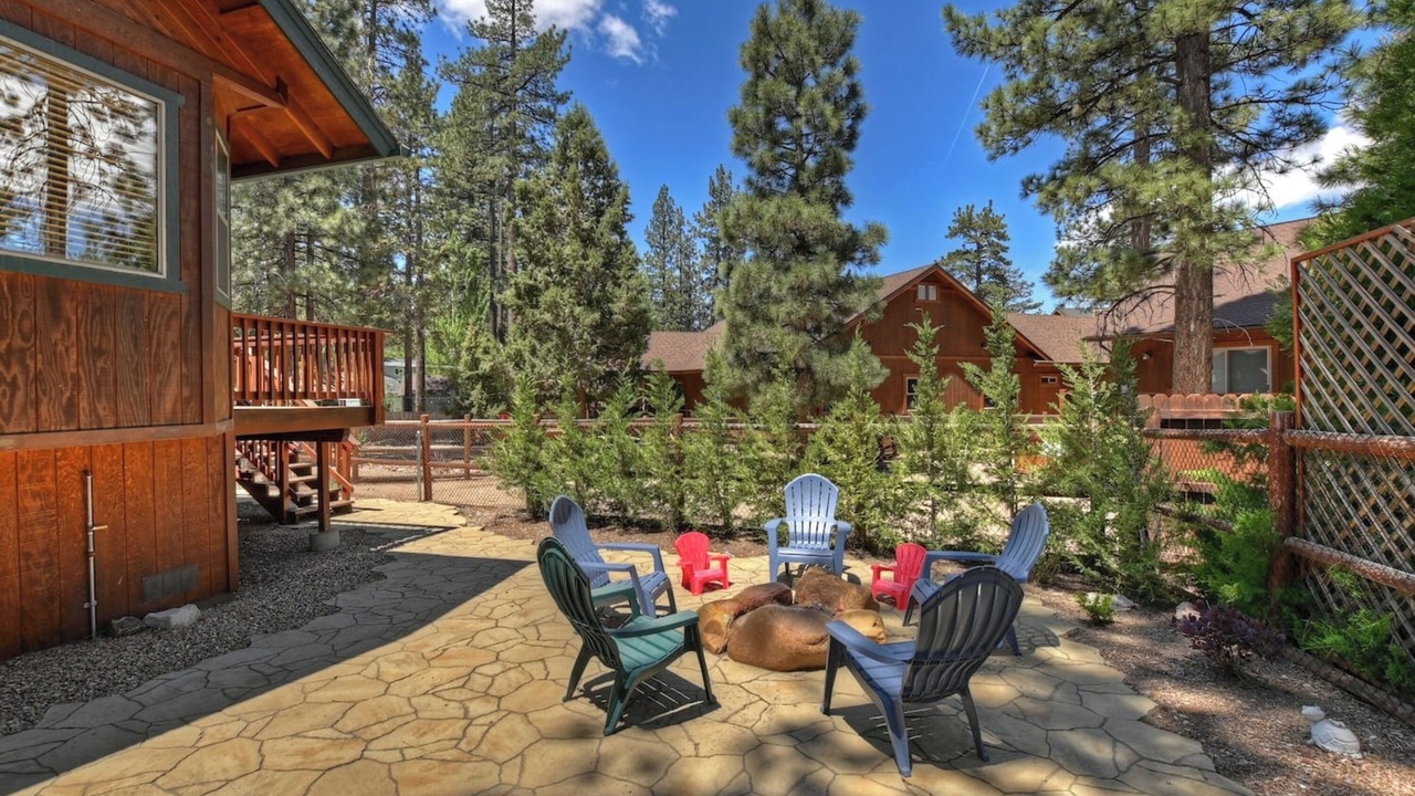Photo of Livingroom in Eagle Mountain Estates