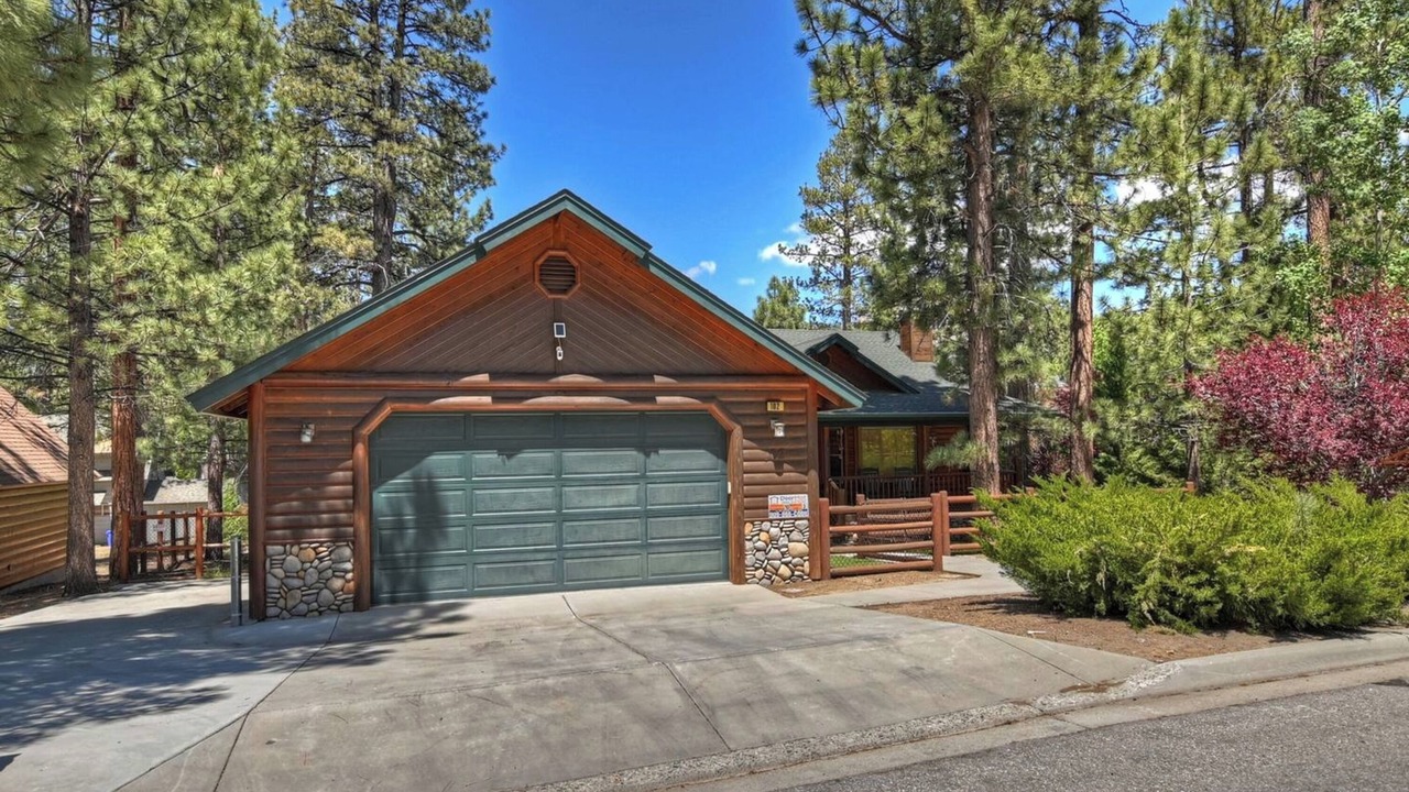Photo of Outdoor in Eagle Mountain Estates