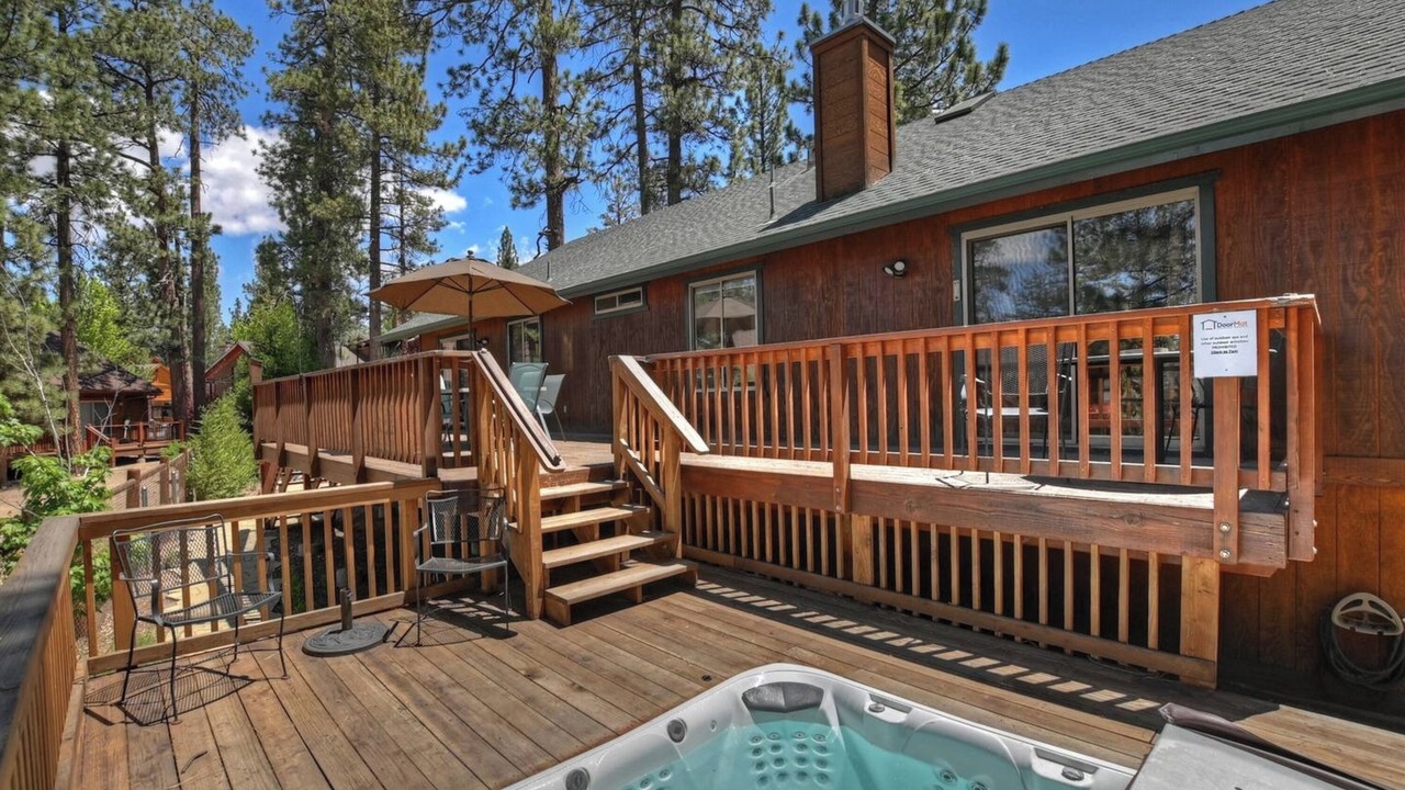 Photo of Livingroom in Eagle Mountain Estates