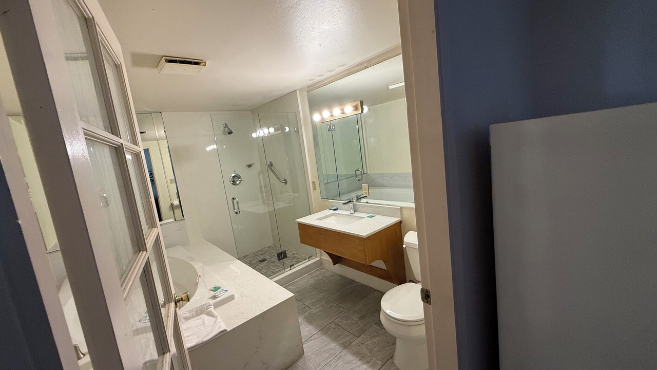 Photo of Bathroom in Bell Gardens