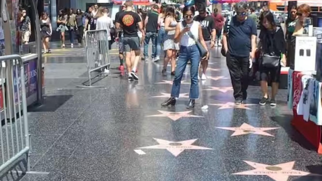 Photo of Others in La Brea