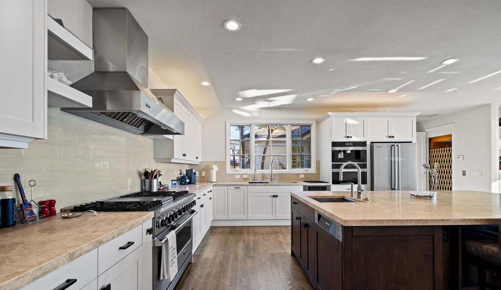 Photo of Kitchen in Del Monte Forest
