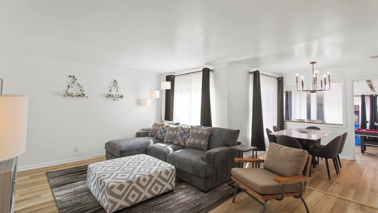 Photo of Livingroom in Westside Costa Mesa