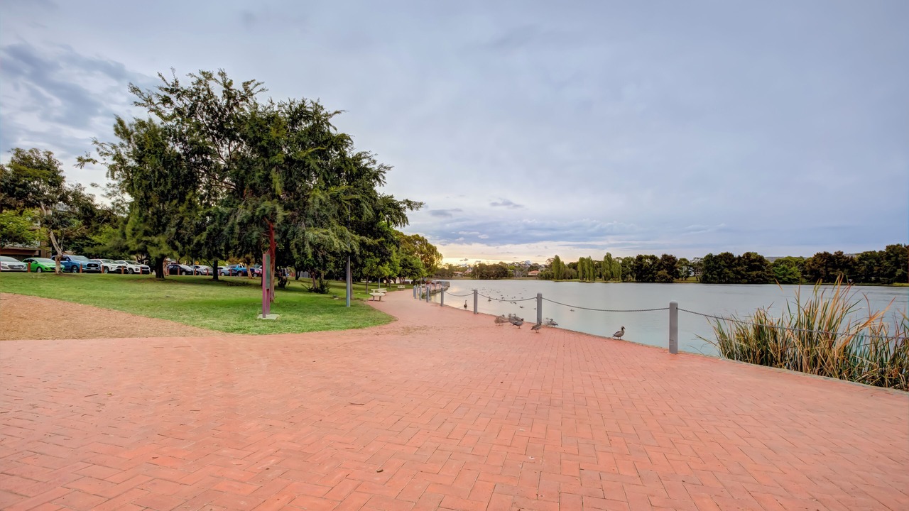 Photo of Others in Amaroo