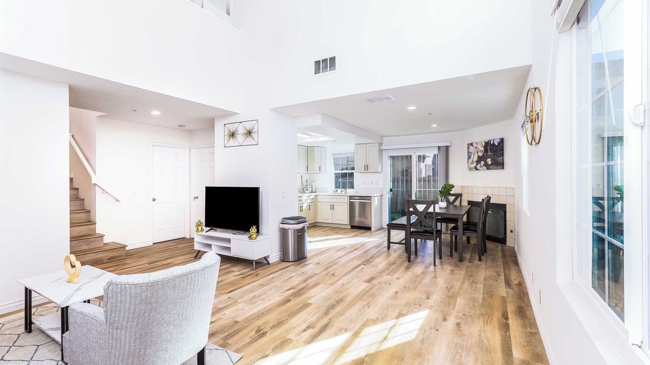 Photo of Livingroom in El Monte