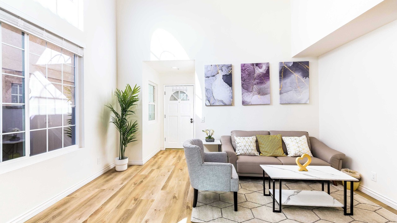 Photo of Livingroom in El Monte