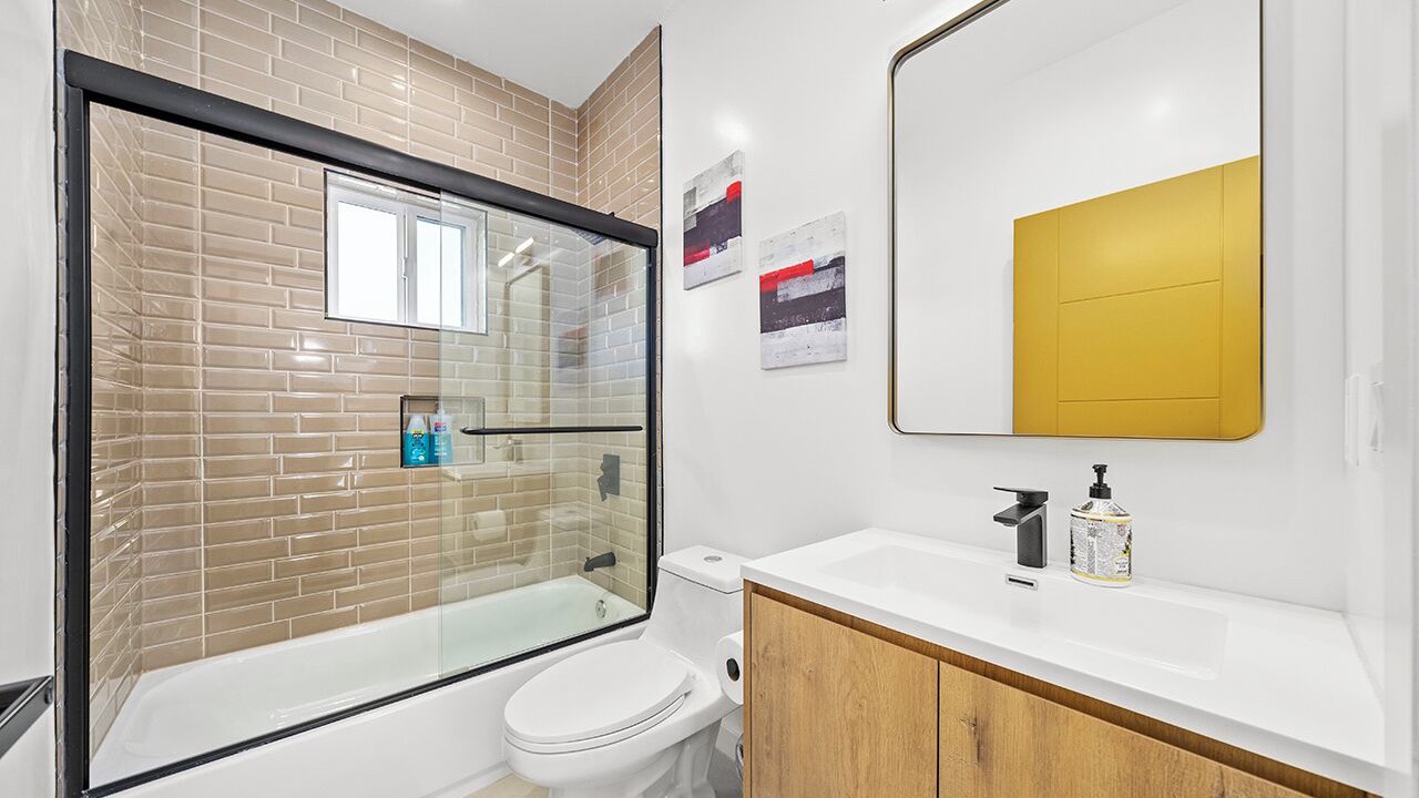 Photo of Bedroom in Rampart Village