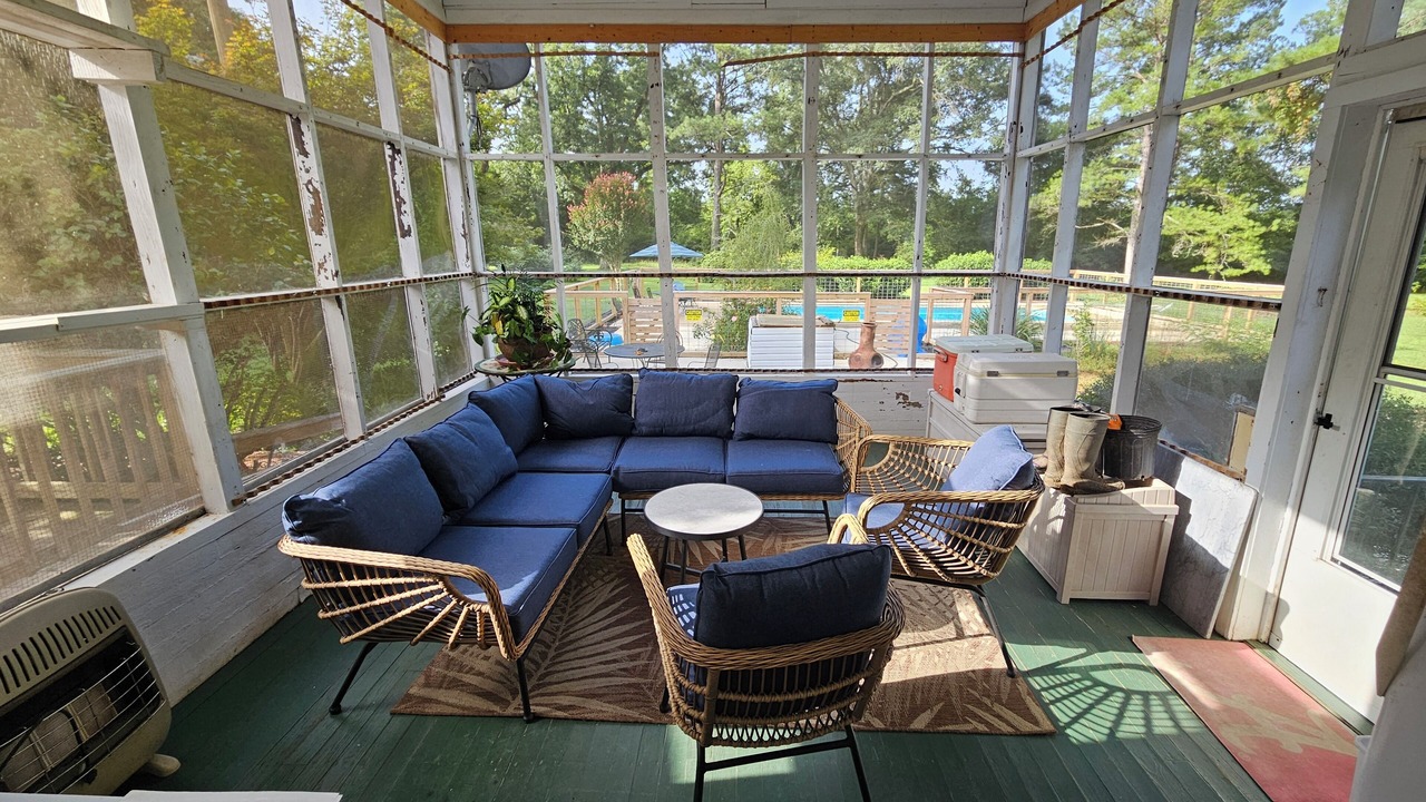 Photo of Livingroom in Greensboro