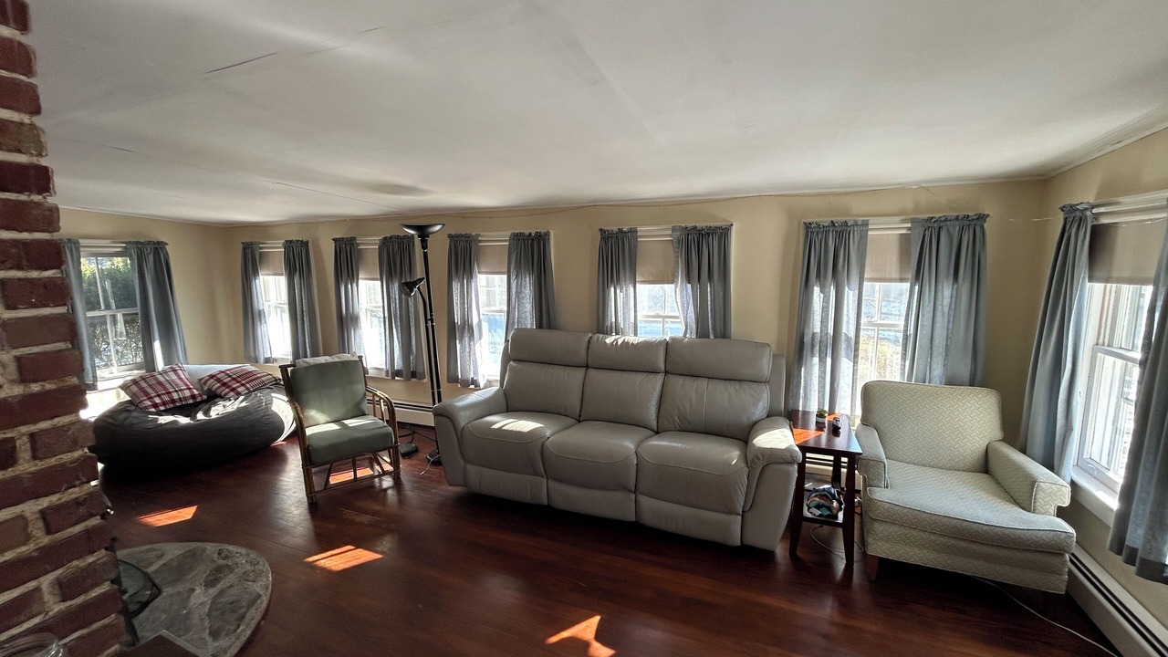 Photo of Livingroom in North Salem