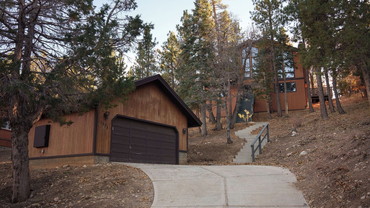 Photo of Outdoor in Upper Moonridge