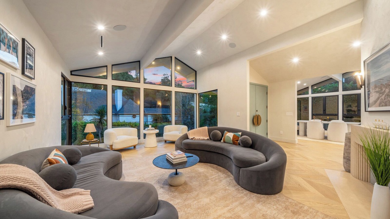 Photo of Livingroom in The Flats