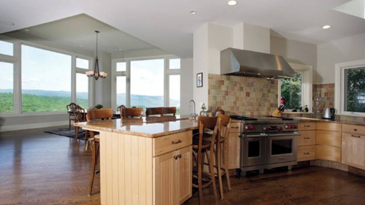 Photo of Kitchen in Garrison