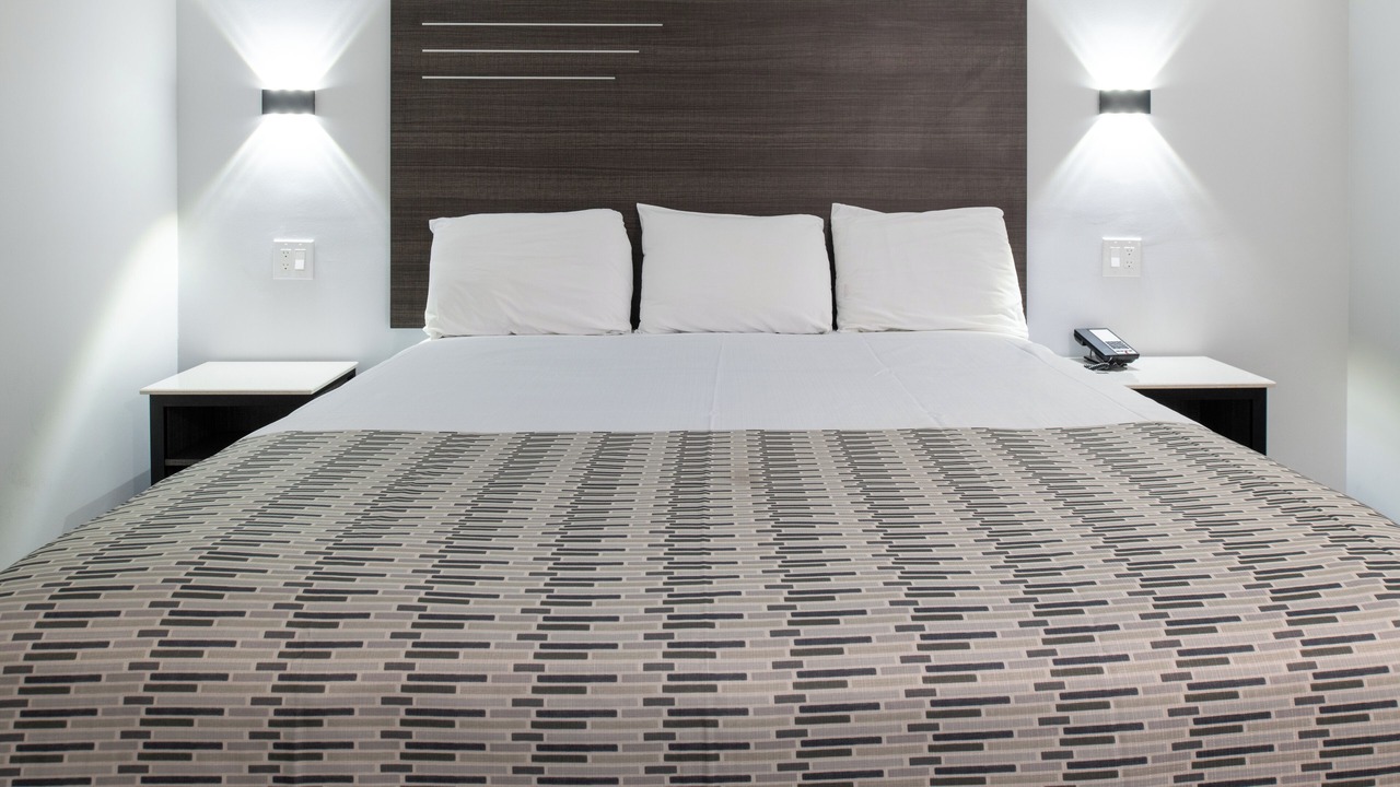 Photo of Bedroom in Huntington Beach